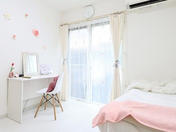 eyelash salon Whiteの写真/子育て中も可愛いママでいたい♪毎日忙しいママを応援！スピーディ施術◎