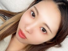 理想のお目元をお伺いし、お客様のお目元にあったデザインに！