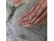U'ii nail salonの写真/【長さだし×ワンホン】SNSで話題★理想のロングフォルムを叶える！うる艶ロングネイル♪