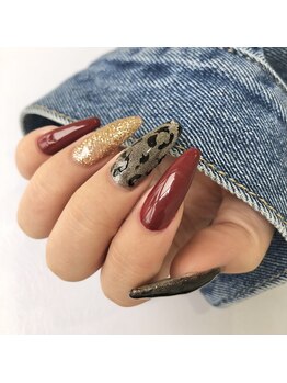 ナナズネイル 魚町店(NANA’sNail)の写真/小倉ネイルサロン♪洗練デザイン！マグネットネイルで叶える大人可愛い指先を体験しよう♪