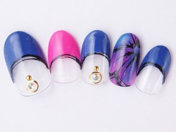 ネイルサロン ドレリッチ 大宮店(drerich)/モダンフラワーフレンチ