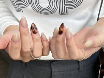 リーコ(Ricco)/べっこうネイル