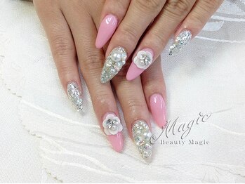 ネイルサロン ビューティーマジック 川口店/ストーン＆３Dフラワーネイル