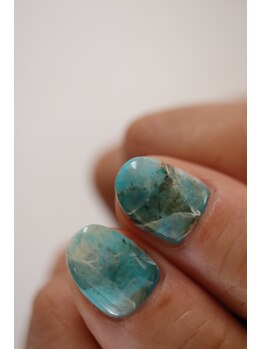 EMI 10本アート甘皮保湿ケア付き