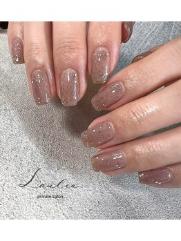 ラウレア(Laulea)/馴染みカラー×ラメ