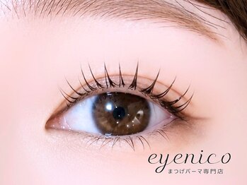 アイニコ 難波店(eyenico)の写真/［大阪難波/まつげパーマ/パリジェンヌ］半個室の空間で人目を気にせずリラックスしながら施術が受けられる