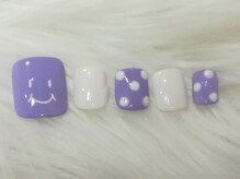 ブラン(Blanc)/ニコちゃんネイル