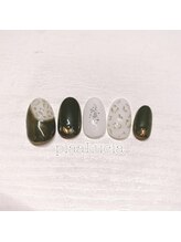 ピアルシア(piaaLucia)/ミラーレオパード柄ネイル