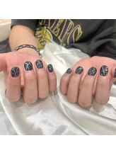 エムスラッシュ 横浜元町店(M.SLASH)/イナズマ風ネイル