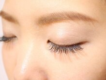 オーロ 池田店(ORO)/目尻長めデザイン