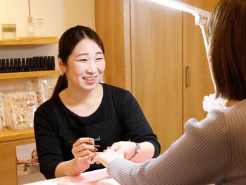 クインテット ネイル 笹塚店(Quintet nail)の写真/ご紹介でご来店いただく方が多い、笹塚の高技術サロン。上品～エレガント系が得意