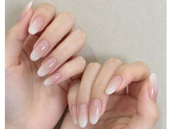 ラジュルネ(nail&eyelash La journee)の写真/手元が一番美しく見える★王道のベイビーブーマーネイル■指先&美肌効果バツグンの美爪デザイン♪