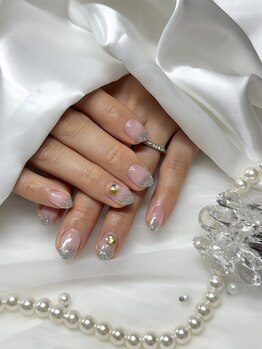 ビビ(ViVi)/ラメグラデーションネイル