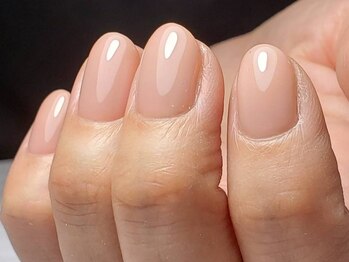 サロン アムール(amour)の写真/【美爪育成専門サロン】歴13年のベテランオーナーが施術！高技術×モチ◎で長年通ってくださる顧客様多数☆