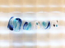 ネイルサロン あかねいろ/夏　ニュアンス　キラキラフット