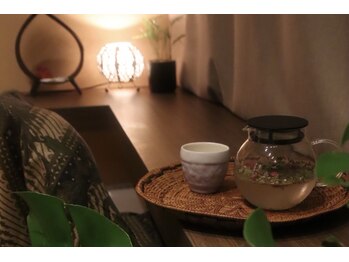 ウマー アユ 銀座(UMAH AYU)/バリ島のハーブティー♪