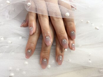 クイーン(Queen)/グラデーションネイル