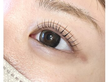 ロータス(Lotus)の写真/豊富な種類のロットで理想の目元を叶えます☆自分史上最高の目元に♪