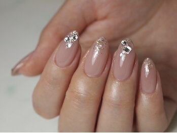 ソアネイル(SOAR NAIL)の写真/【マオジェル取扱いサロン】大人上品な美しいヌードカラー♪フォルムにこだわった艶のある仕上がり◎