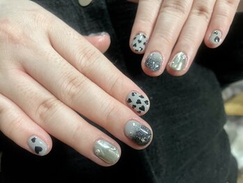 サロンネイルス(SALON NAILuz)/