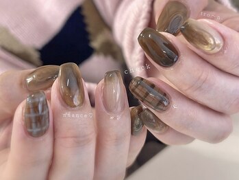 ウヌ(Un.)/チェックネイル＊