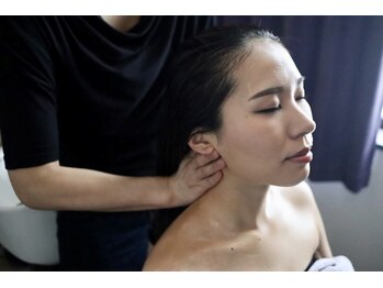 ヘッドスパ専門 アーユルヴェーダスリランカ/リンパドレナージュマッサージ