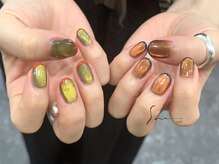 シー(SHE)/マグネットネイル