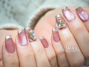 ミーディア(Medea)の写真/【スカルプ・長さ出し・ジェル各種】マンツーマンの貸切サロンなので、時間を気にせずゆったりと過ごせる