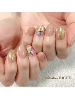 リッシュ(RICHE)/押し花ネイル！