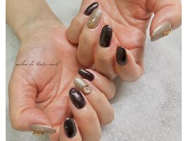 ■¥7,200