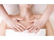 メリー(Merry)/デコルテマッサージ