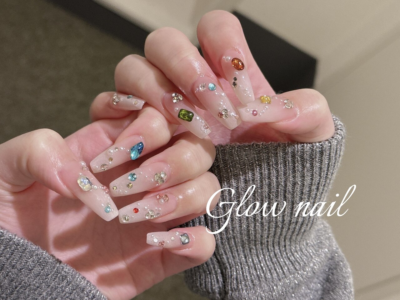 グロー ネイル(Glow Nail)｜ホットペッパービューティー