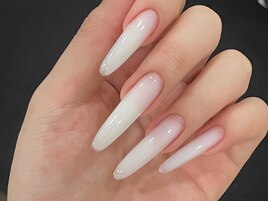 白氷ネイル