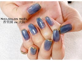 ネイビー×ニュアンスネイル