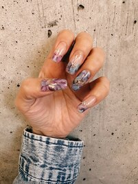 フラワーネイル　¥6500