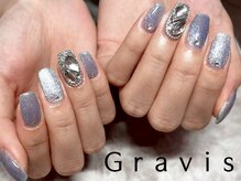 グラビス ライラ(Gravis Laila)