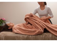 リンパマッサージ専門サロン シンシアリー(Sincerely)/流れ13.マッサージ後に体ほぐし