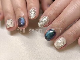 ¥8980/初¥8300くすみカラー