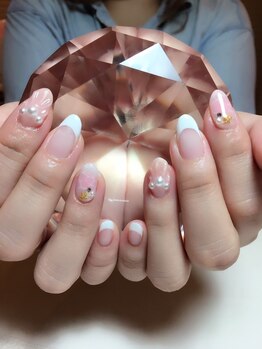 アイコニック ネイルアンドアイ 長久手店(ICONIQ nail&eye)/