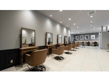 ヘアサロン併設ビューティサロンでごゆっくりお過ごしください