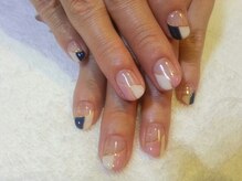 ネイルサロン アペル(Apare)/2色フレンチ☆5000円