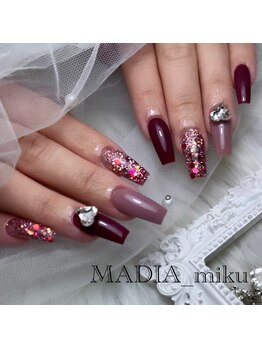 マディア(MADIA)/【スカルプやり放題/Sculpture】