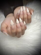 アミネイル(Ami Nail)/ワンホンガーリーネイル