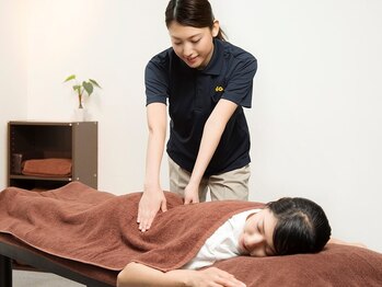 グイット 新橋店(Goo-it!)の写真/23時まで営業!【全身もみほぐし60分¥3960】男性にも人気の実力派サロン◎凝り固まった体を芯から解します♪