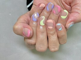 ネオンパステルのシンプルネイル