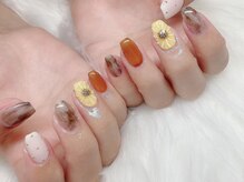 ネイルキュート アンド クールラッシュ 亀有店(nailcute & CoolLash)/ひまわりネイル