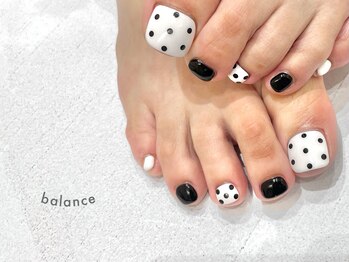 シンプルジェルネイル専門店 バランス(balance)/モノクロドットネイル♪