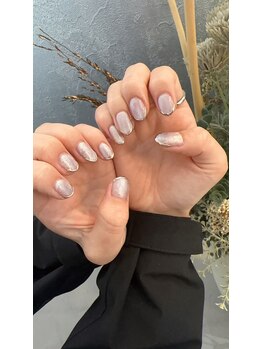 プルメリアドット(Plumeria.)/オシャレ可愛いマグネットネイル