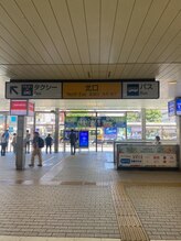 アイラ 平塚店(EYELA)/JR平塚駅北口に出て