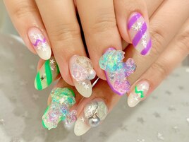 ビジュ―ネイル